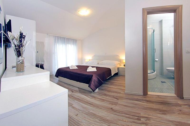 Apartma Simic